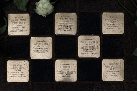 Acht Stolpersteine für jüdische Schüler des Gymnasium Andreanum, die im Holocaust umkamen.&nbsp;&copy;&nbsp;Gymnasium Andreanum